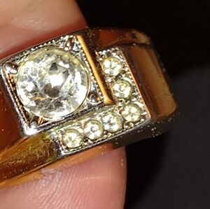 Vintage Unisex Rhinestone and Heavy Gold Electricplate Ring 18k With 7 Stones